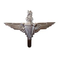 PARACHUTISTE REGIMENT BERET BADGE