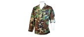 VESTE BDU ORIGINALE WOODLAND AVEC INSIGNES DIVERS