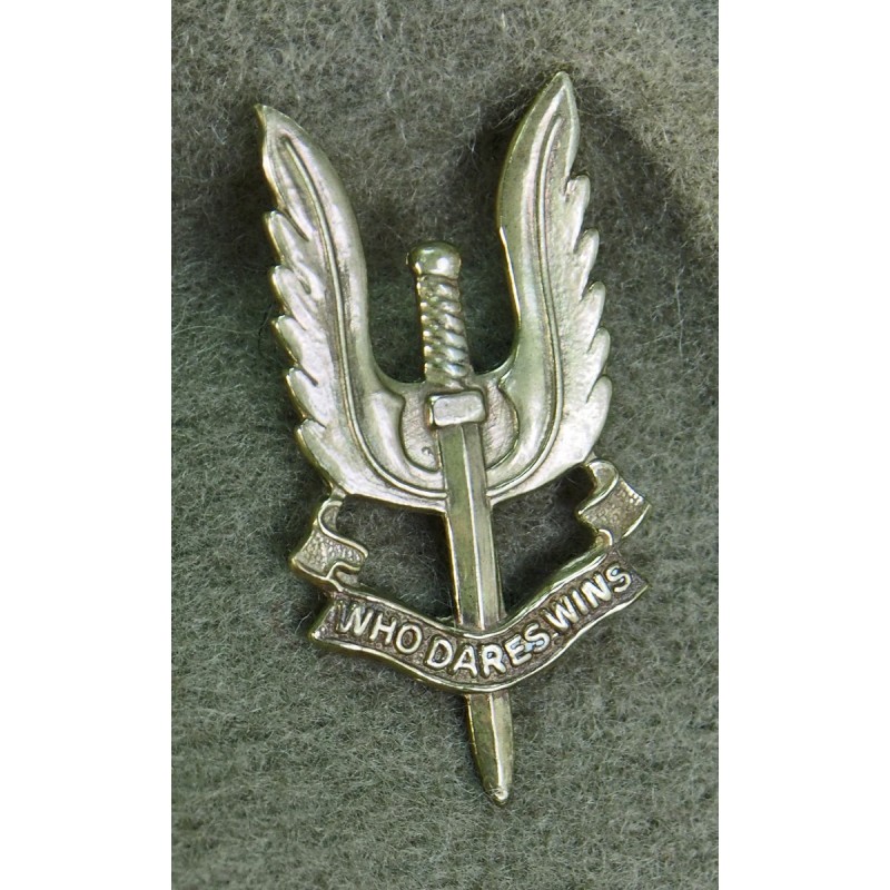 SPECIAL AIR SERVICE (SAS) CAP BADGE